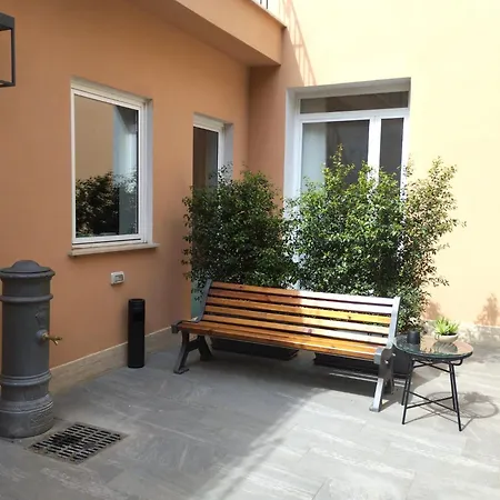 Major House - Luxury In By Hostand Apartmanhotel *