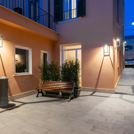 Major House - Luxury In By Hostand Apartmanhotel Róma