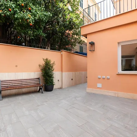 Major House - Luxury In By Hostand Apartmanhotel